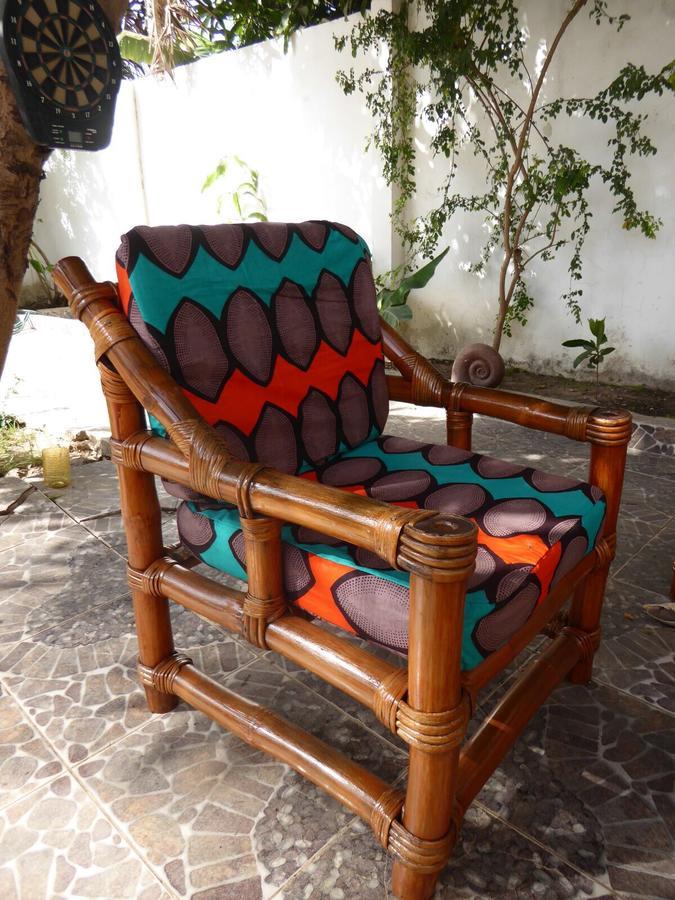 Sarawally Guesthouse Ampaya المظهر الخارجي الصورة