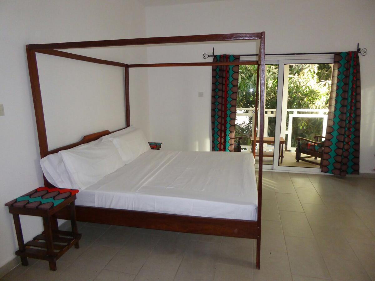Sarawally Guesthouse Ampaya المظهر الخارجي الصورة