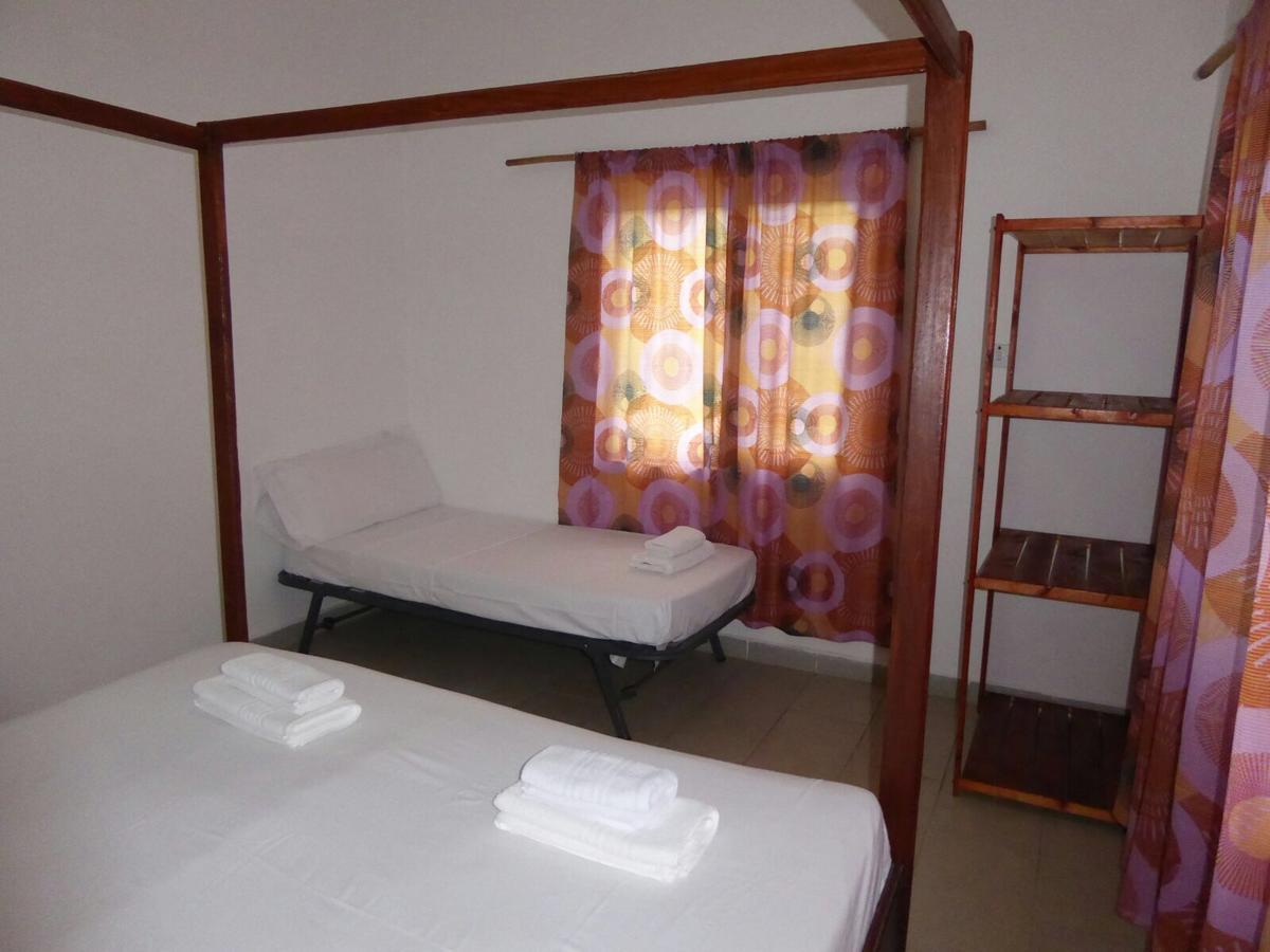Sarawally Guesthouse Ampaya المظهر الخارجي الصورة