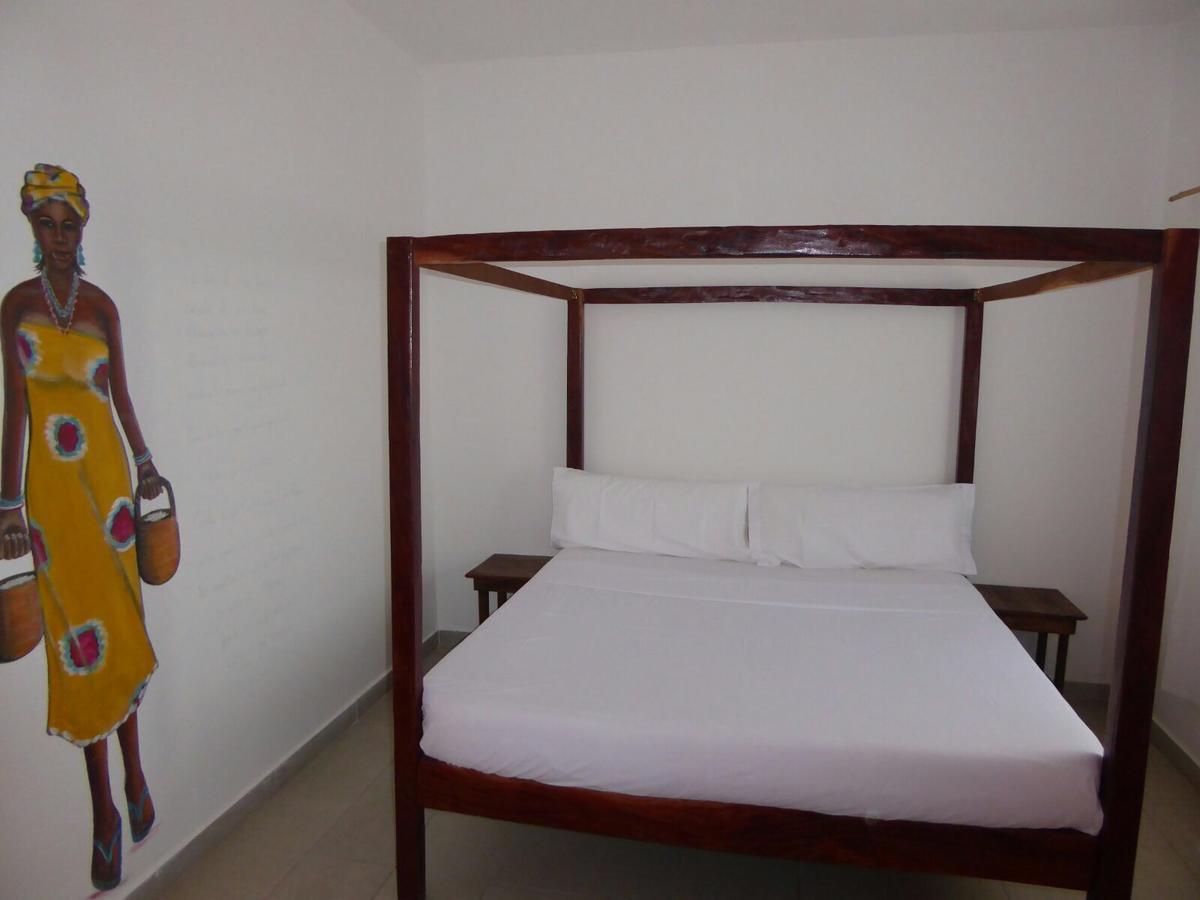 Sarawally Guesthouse Ampaya المظهر الخارجي الصورة