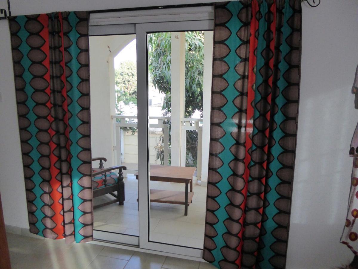 Sarawally Guesthouse Ampaya المظهر الخارجي الصورة
