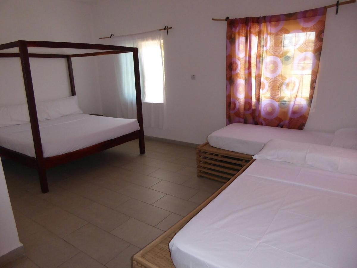 Sarawally Guesthouse Ampaya المظهر الخارجي الصورة